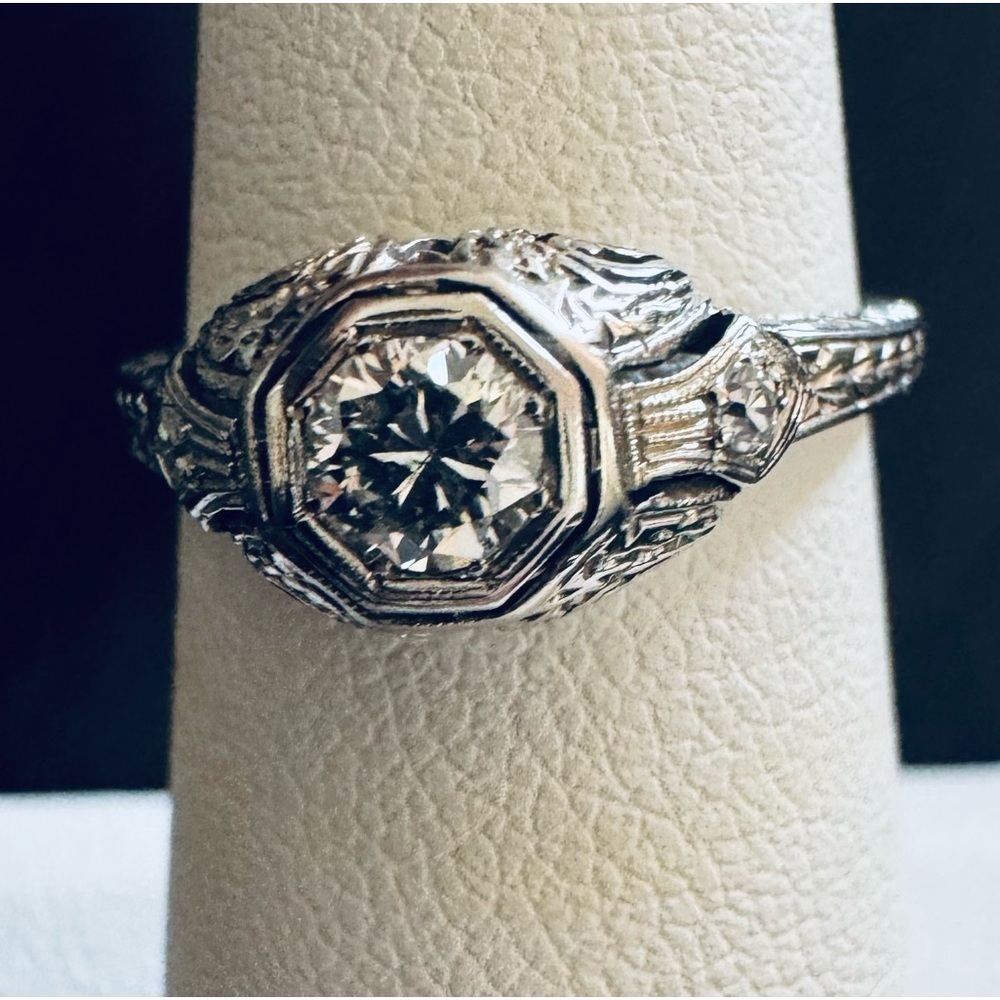 Vintage 18K White Gold Art Deco Diamond Ring size 6 ornate milgrain delicate